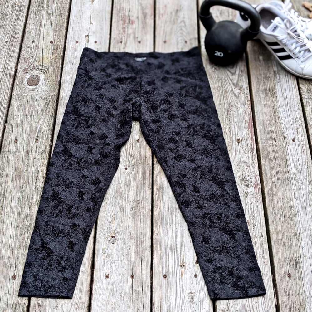 Calvin Klein Performance Leggings- size L